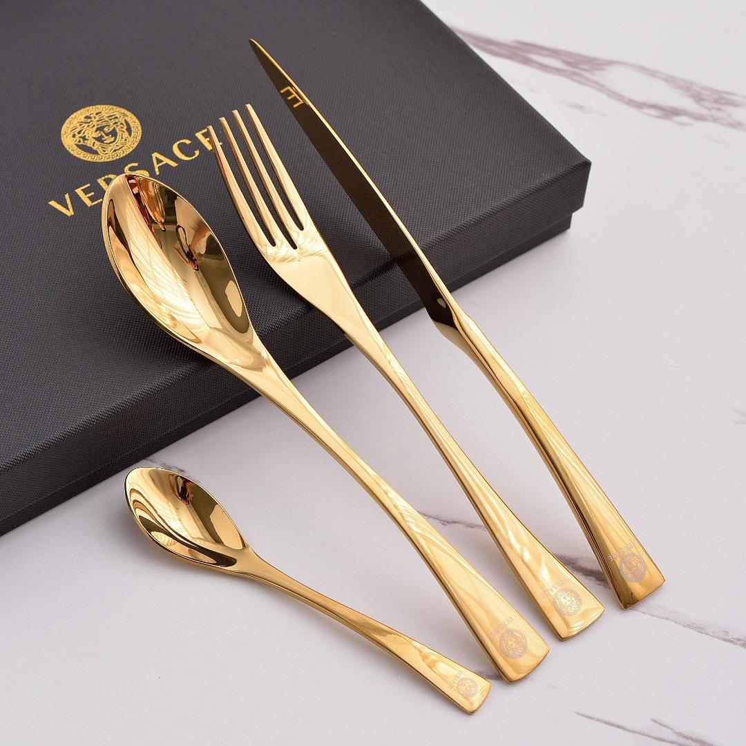 Versace cutlery set for one person, Gold or Silver color